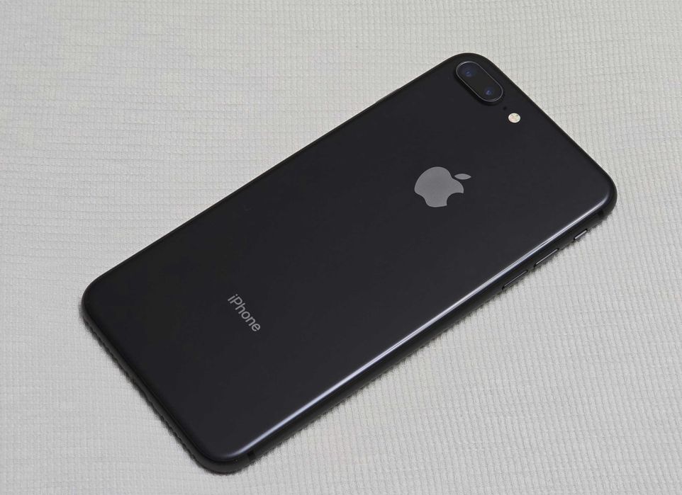 Iphone 8+ 10/10 ca din magazin! (Rar)