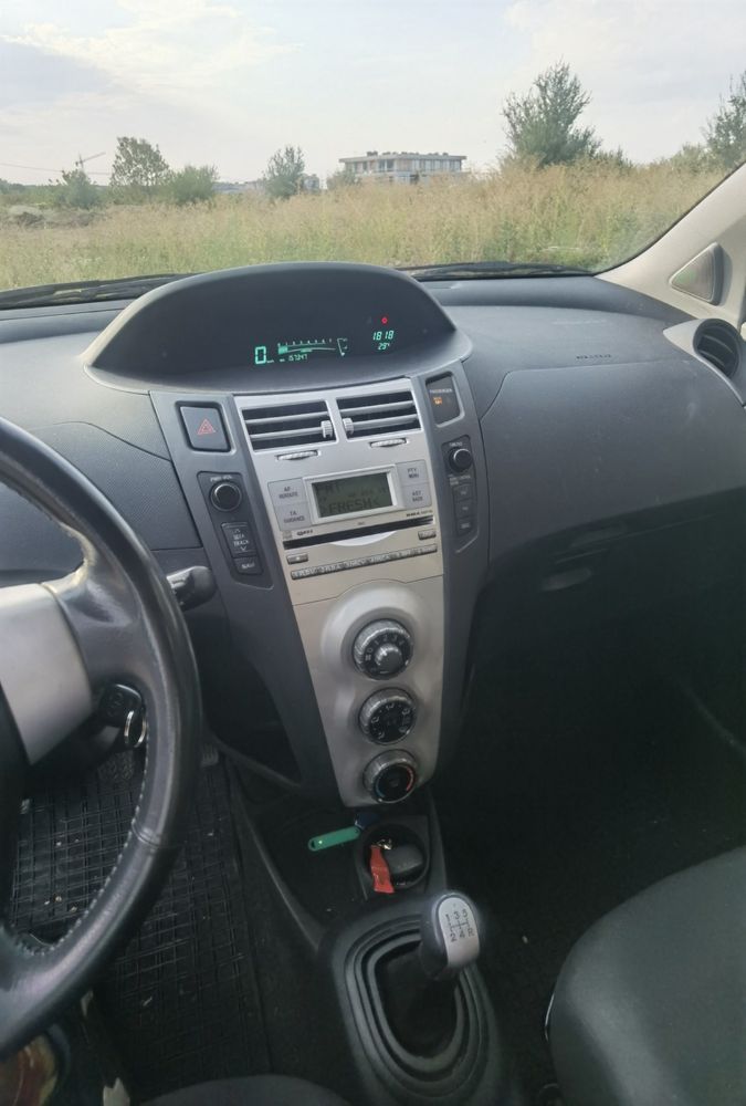 Toyota Yaris, бензин, 2006, 4/5 врати, 1.0, ръчна с.к., 157347 км