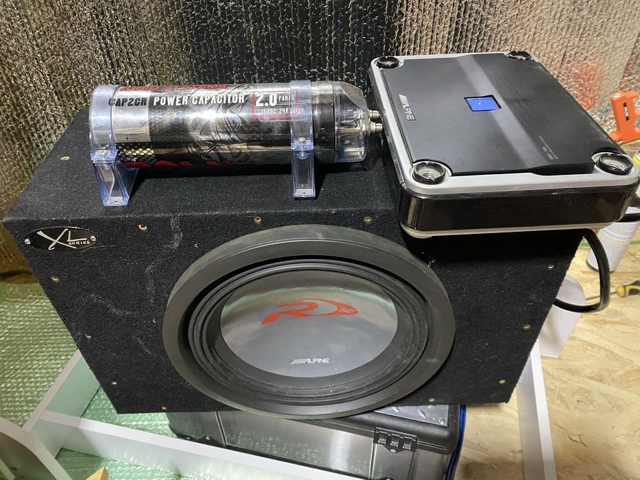 set subwoofer si amplificator muzica auto alpine