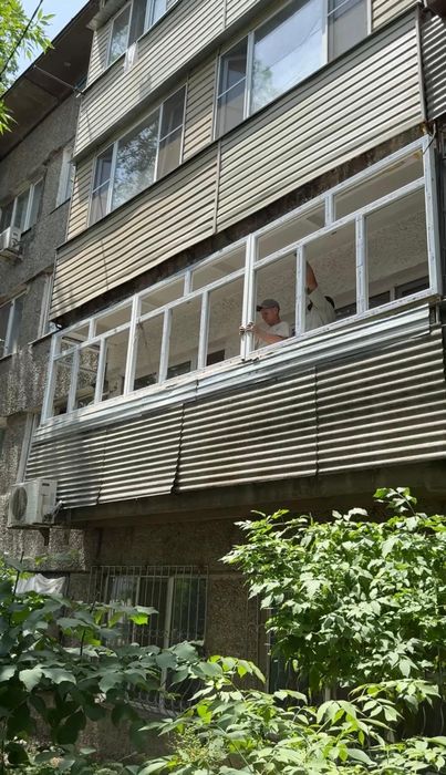 Балконы. Изготовление пластиковых окон и дверей. Монтаж Рехау. ОКНА.