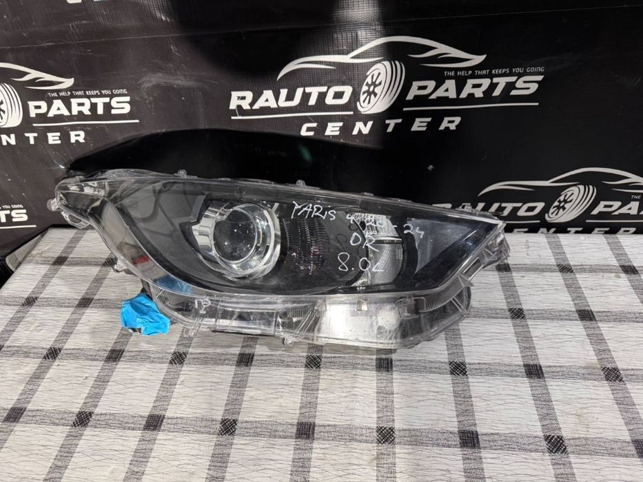 Far dreapta Toyota Yaris 2020/2021/2022/2023/2024