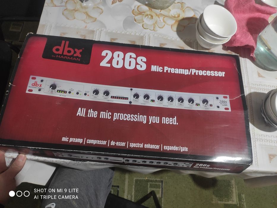 Микрофонный предусилитель dbx286s