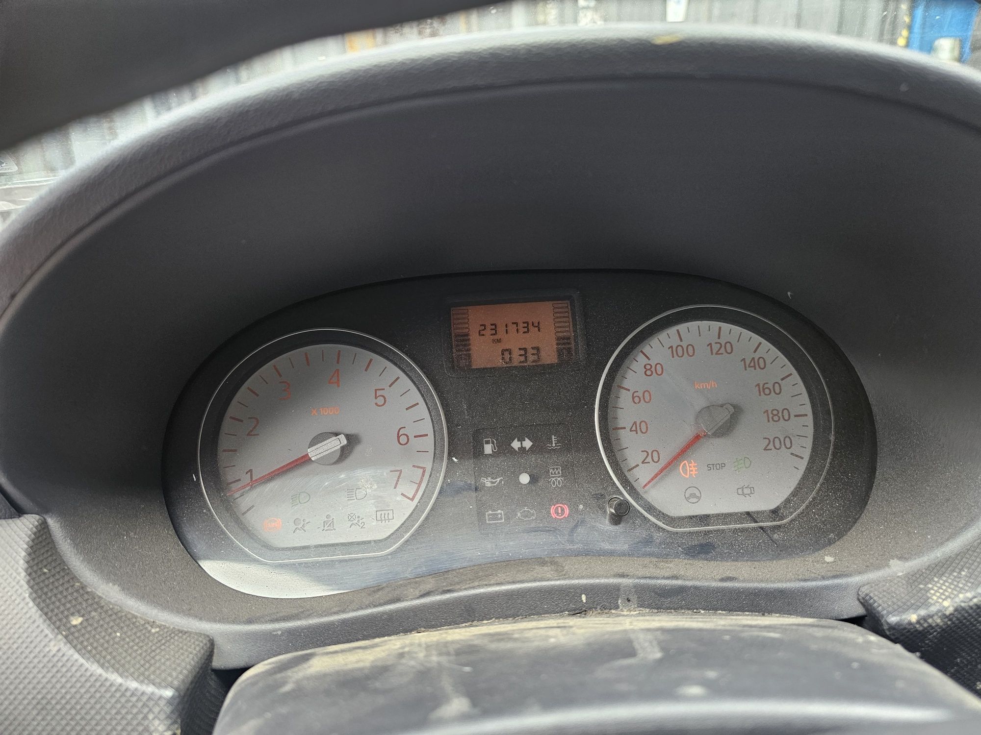 DACIA sandero на части