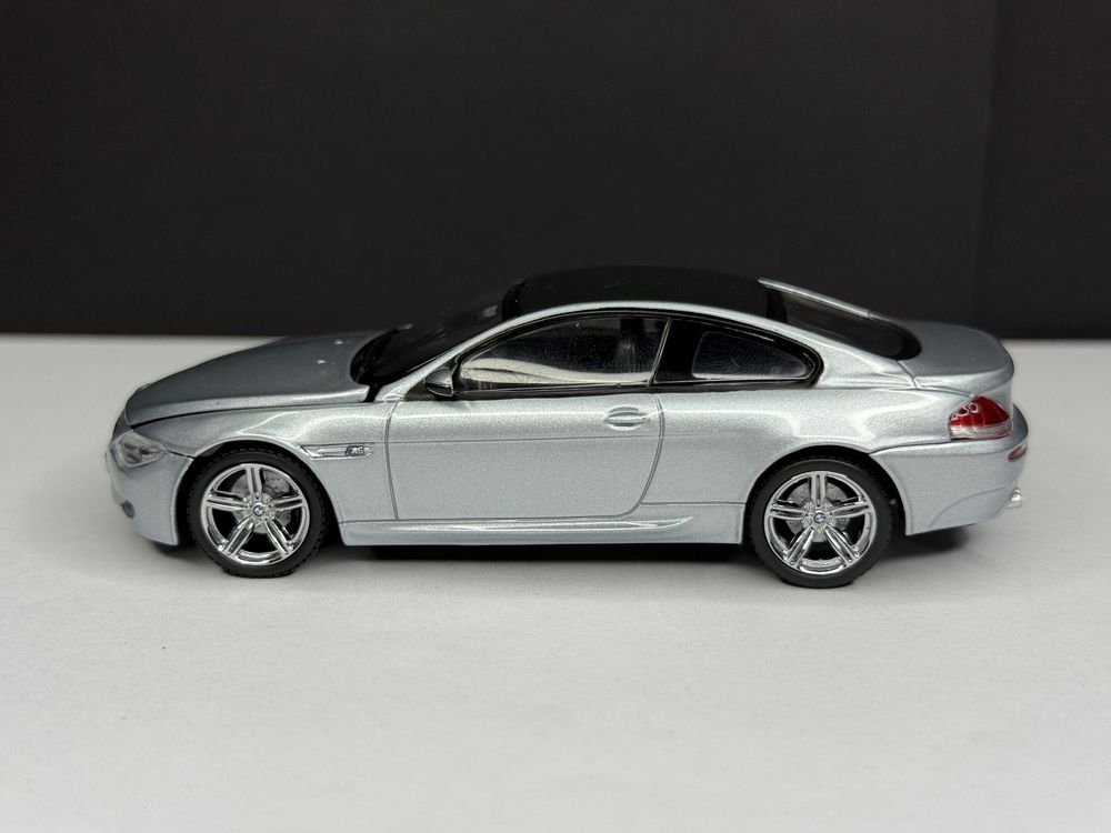 Kyosho 1:43 BMW M6