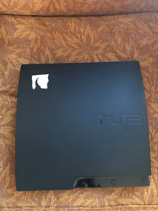 Plsteshin 3 silm sotiladi uyinlari yozilgan 13 ta uyini bor xolati zur