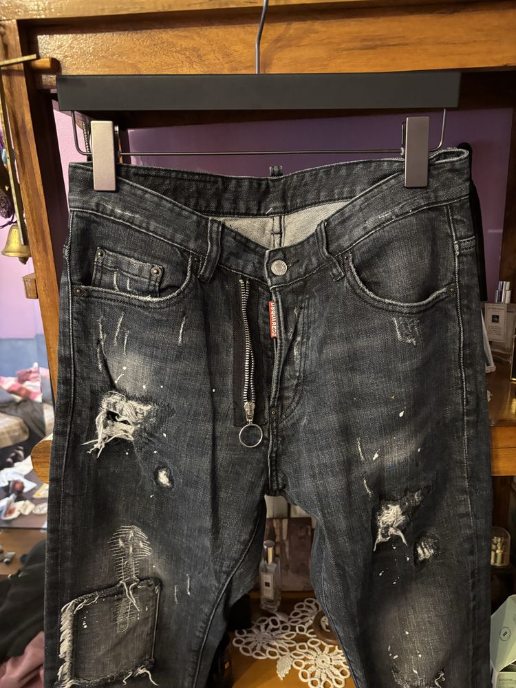 Blugi Dsquare2; 100 % Autentici  Slim jeans 'Masura 31  italia