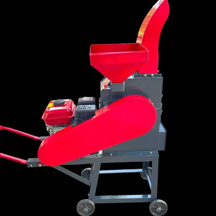 Фуражомелка с бензинов двигател и мощност 7,5 к.с./3000 об/мин