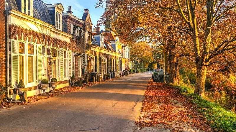 Продается участок  ПОД строительство 5 соток Паркентская ул