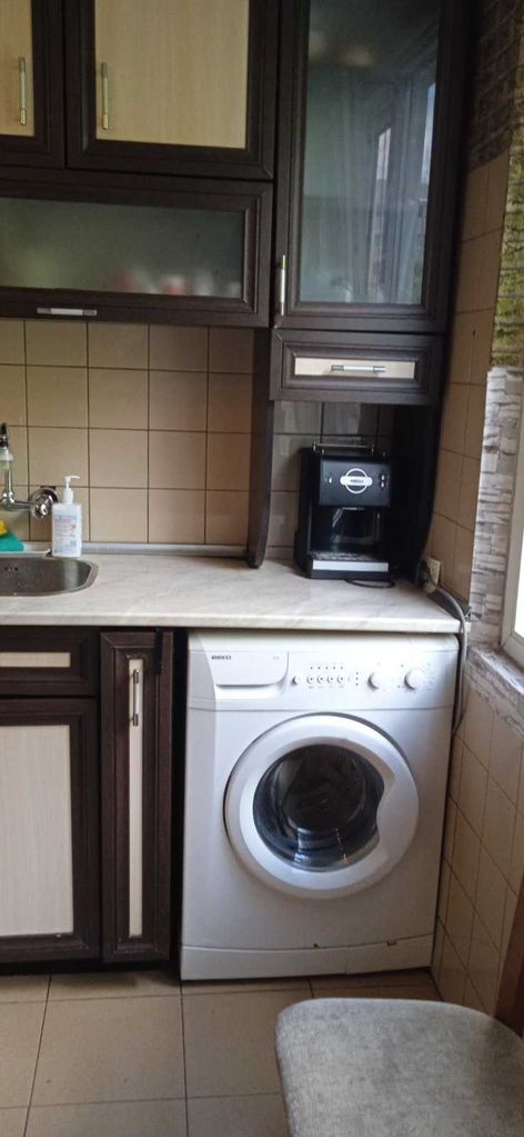 Дава се под наем Двустаен апартамент в Перник, Изток - 66 кв.м за 357 € - Снимка #7