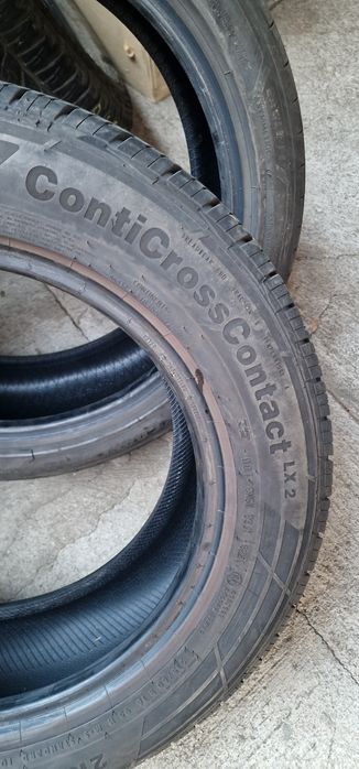 215/60/16 Continental ContiCrossContact Lx2
