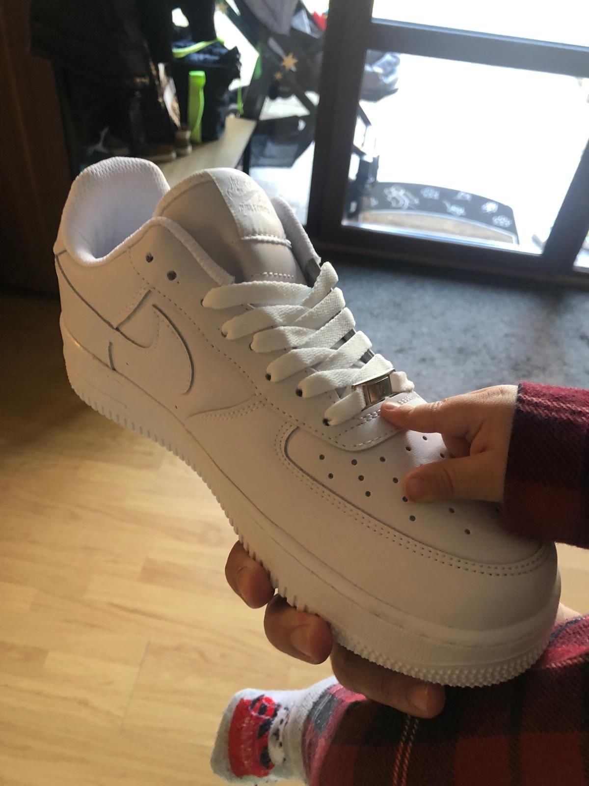 Adidași Nike Air Force 1 Albi