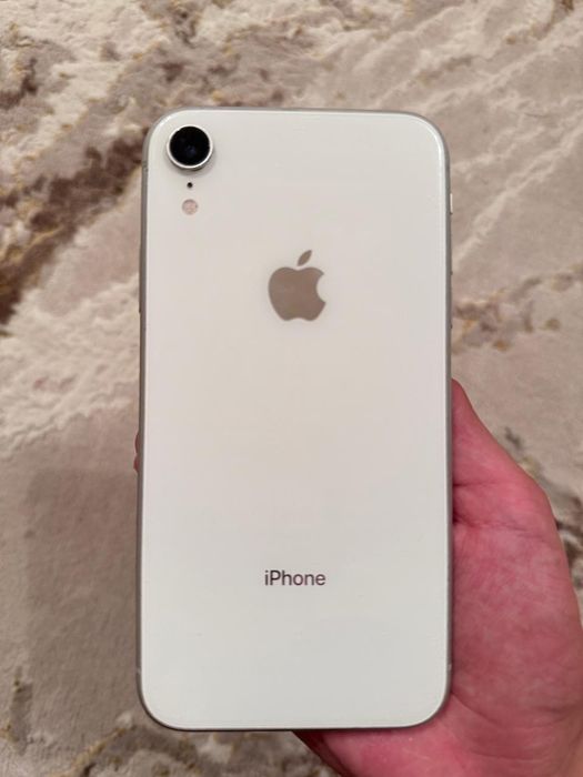 Iphone XR white 77%