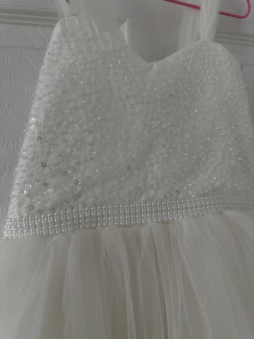 !!!Промо!!!Булчинска рокля за 6/7 години