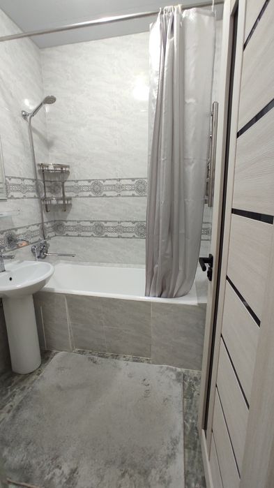 Юнусабад-14,, СУПЕР ШИКАРНАЯ квартира. Метро Туркистон. Въезд для авто