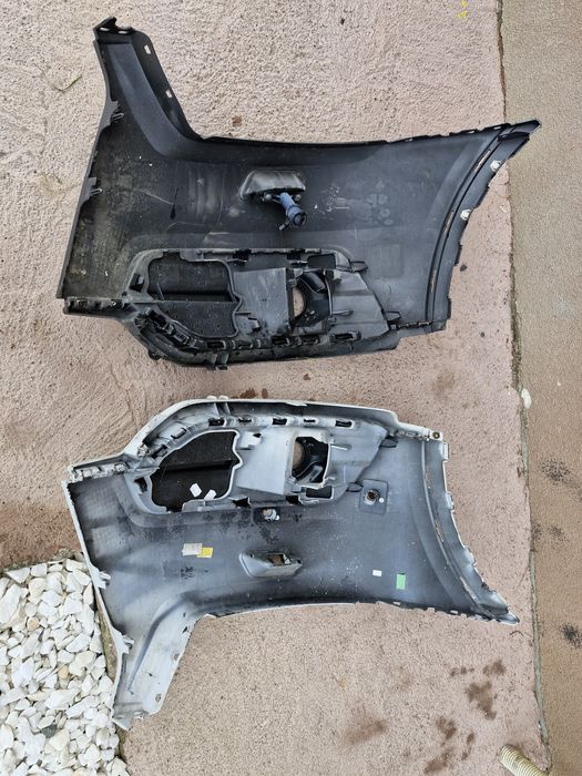 Bara fata laterala cu grila Audi Q3 originala 2011-2014