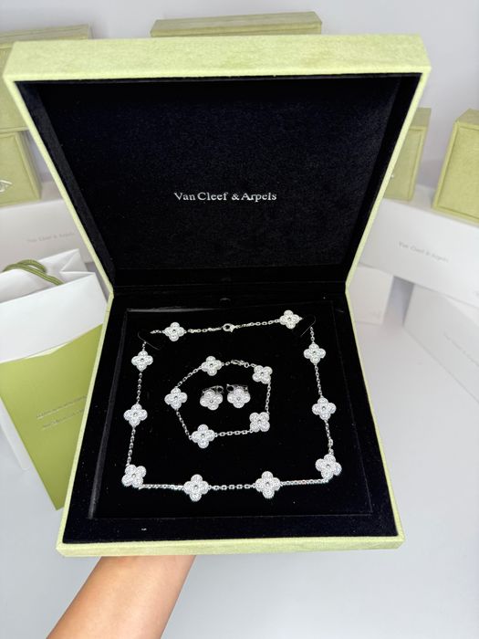 Комплект на VanCleef