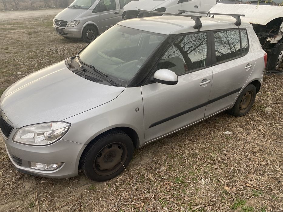 Dezmembrez Skoda Fabia 1.2 TSI 2013 cod Motor CBZA, cod culoarea LA7W