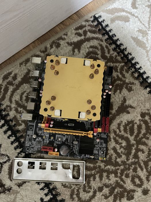 Комплект X79 + Xeon E5-2689