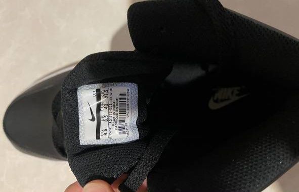 Оригинал Nike кожаные 43р