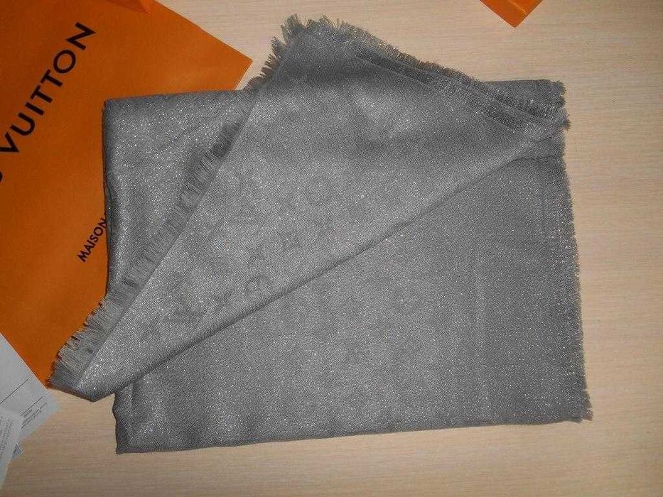 Eșarfă pentru femei Louis Vuitton 047