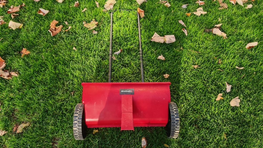 Ръчна сеялка Einhell GC-SR 12, 12 л, 45 см