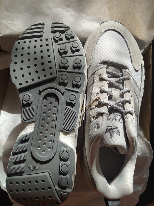 Нови дамски маратонки Adidas ZX22 Boost ном.39 1/3