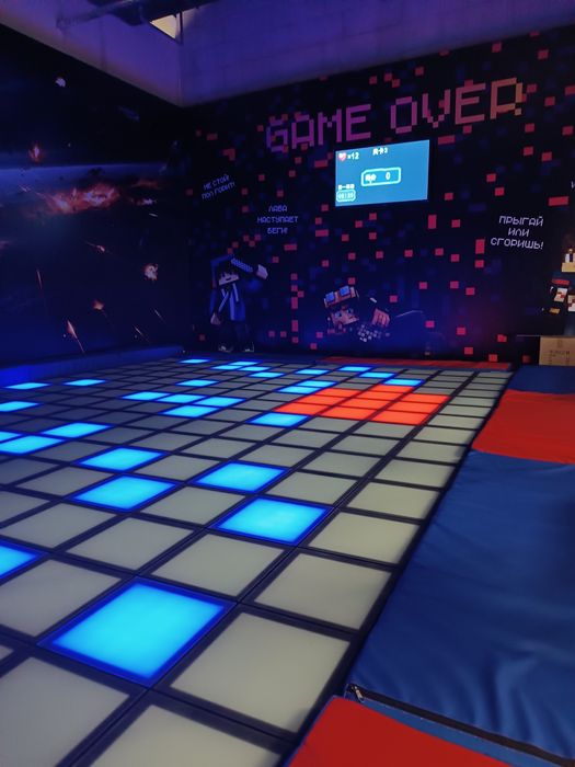 Аттракцион световой "Пол - это лава" или Пиксельрум