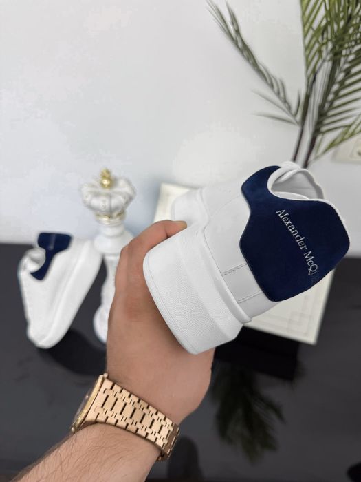 Adidasi Alexander Mcqueen albi