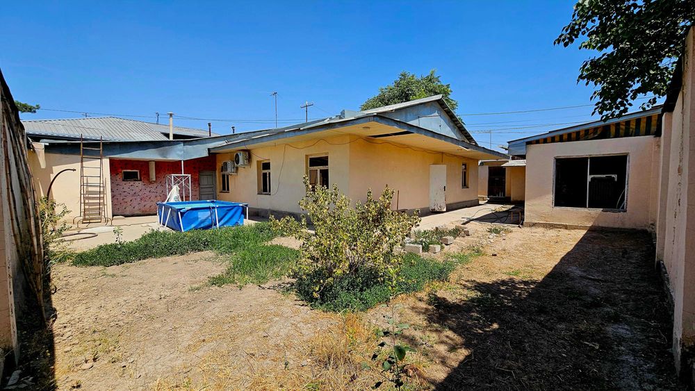 Яшнабадский район дом 4 комнаты 135 кв.м. участок 4 сотки