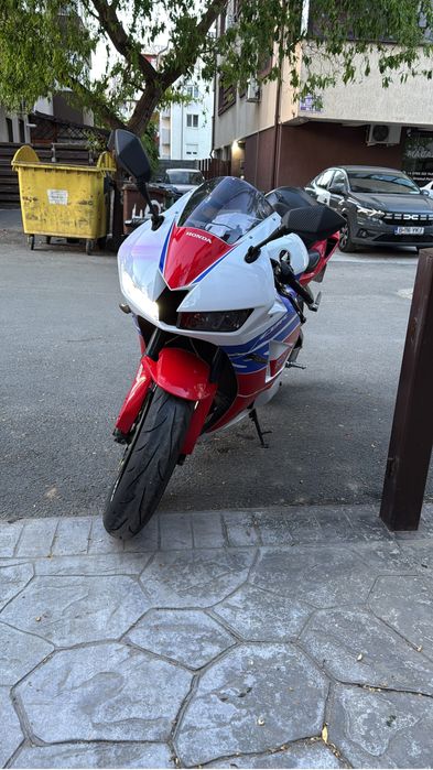 Honda Cbr 600rr.