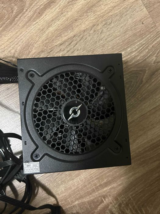 AQIRYS Pulsar SI, 80+, 650W