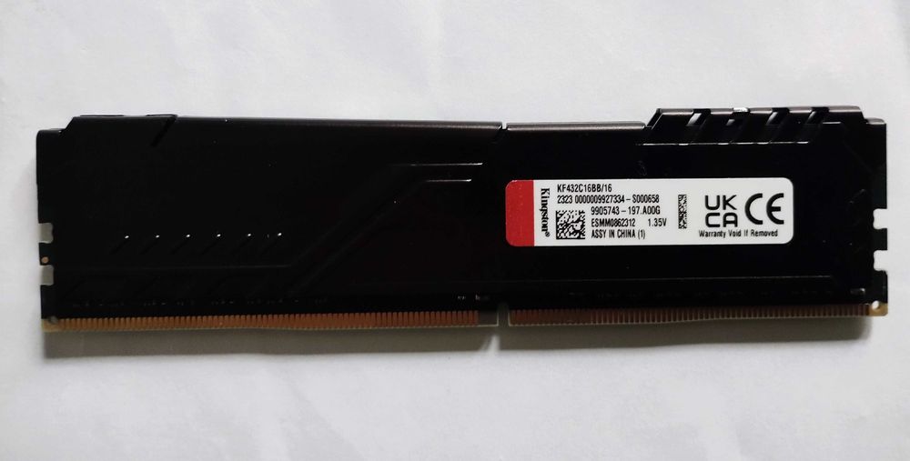 Memorie RAM PC 16Gb DDR4 3200MHz