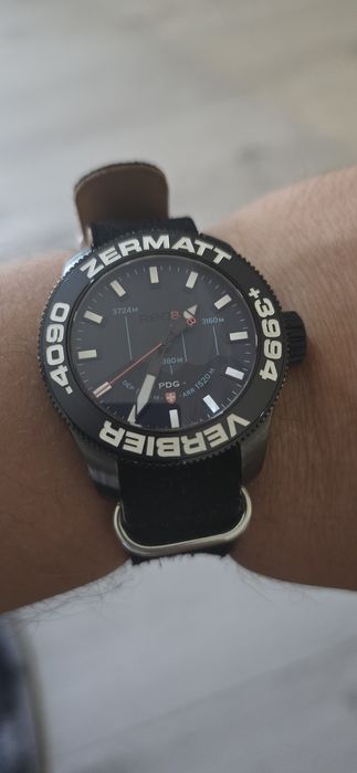 Red 8 diver automatic okazie