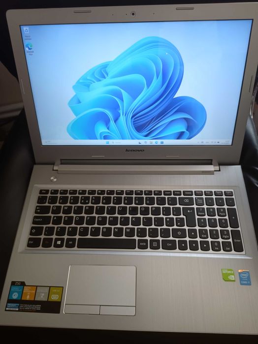 Laptop Lenovo Z50-70 procesor Intel® Core™ i7-4510U si Windows 11