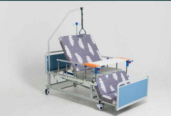 Кровать для инвалидов с мед матросом для