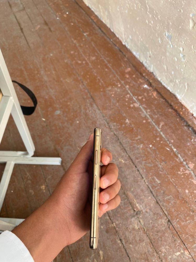 Iphone xs sotiladi