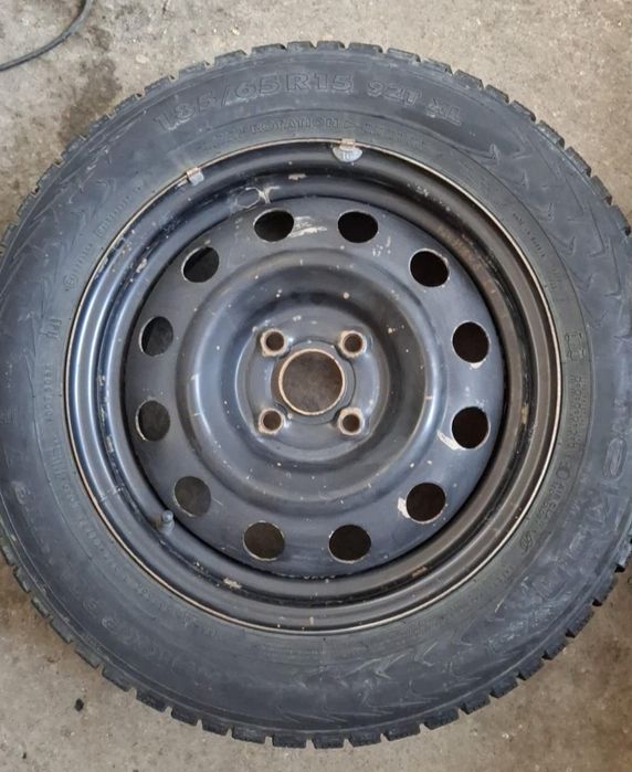 Шины с дисками вместе