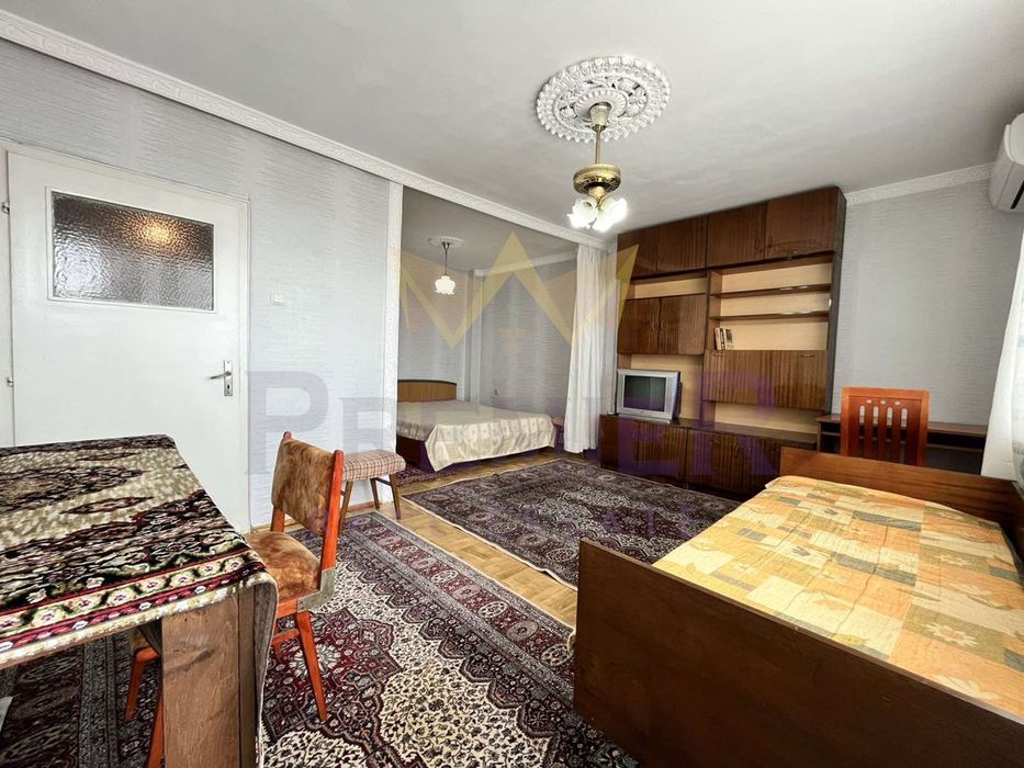 Дава се под наем Едностаен апартамент в Варна, Цветен квартал - 45 кв.м за 306 € - Снимка #3