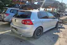 Dezmembrez VW Golf 5 motor 1.6fsi 115cp BAG cutie de viteze manuala 6+1 dezmembrari piese