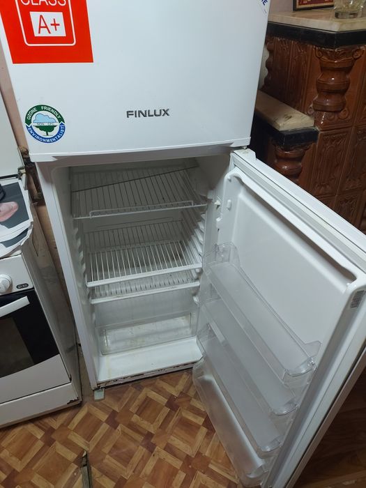 Frigider clasa A +  Aragaz Zanussi și Sobă Teracotă