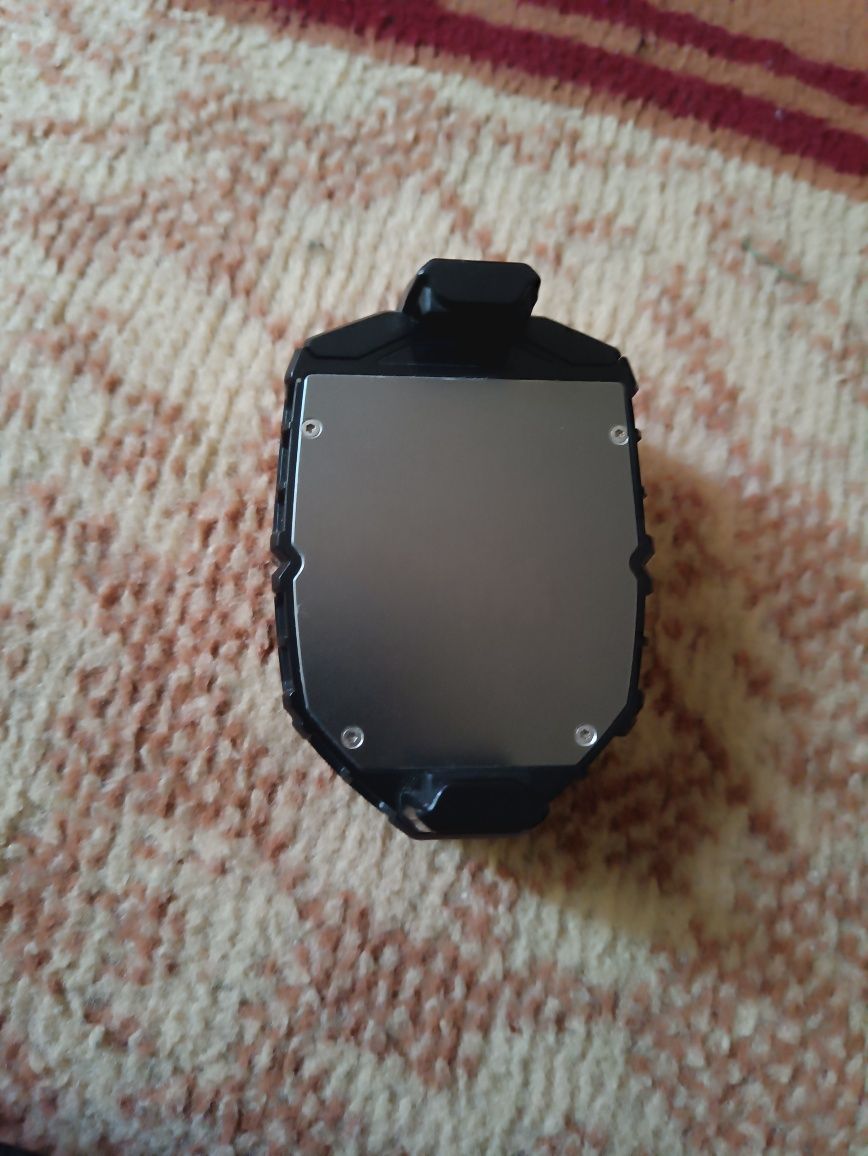 Metal cooler plastik korpus