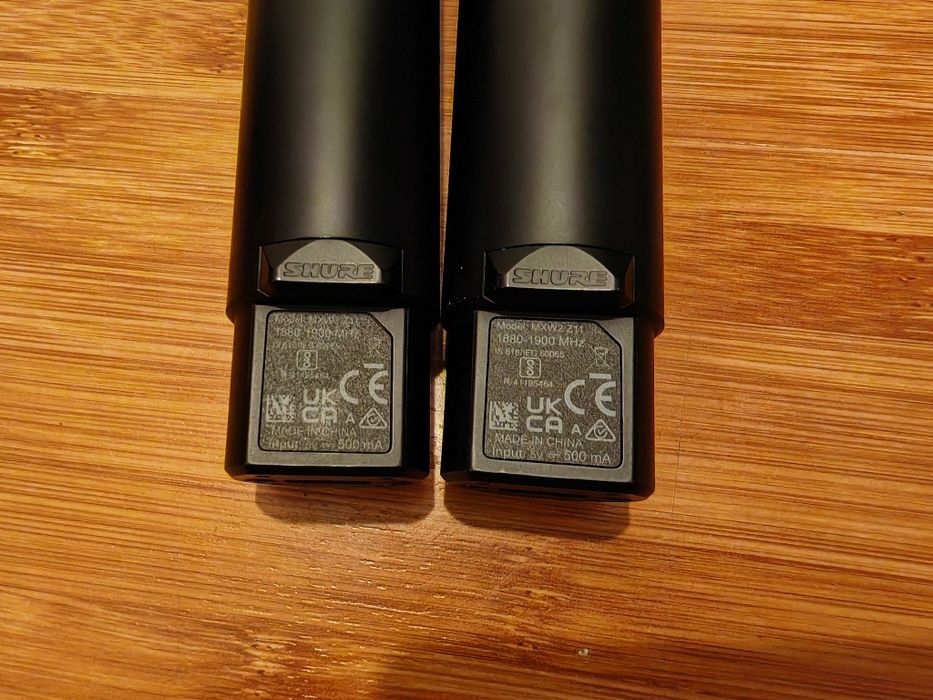 Set 4 Microfoane Shure MXW 1 si 2 , Dock MXWNCS4, SM86, DH5T