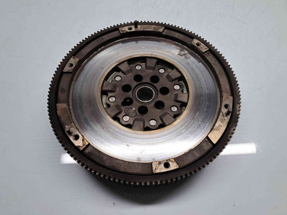 Kit ambreiaj volanta masa dubla  Mercedes Clasa B (W246) [Fabr 2011-20