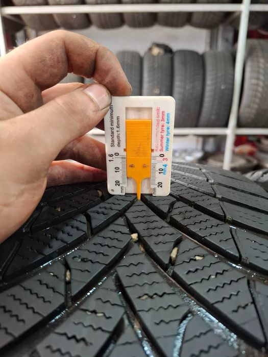 4 Зимни гуми Семперит 245/45/19 ДОТ22 (безплатно поставяне)