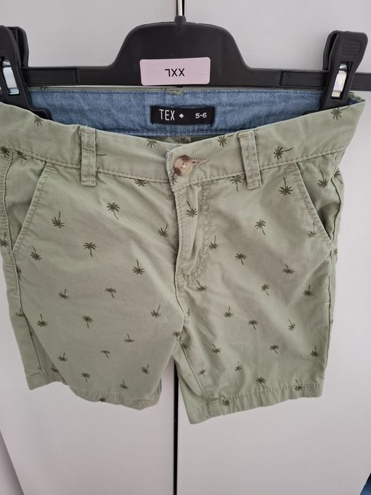 Set tricou polo și pantaloni