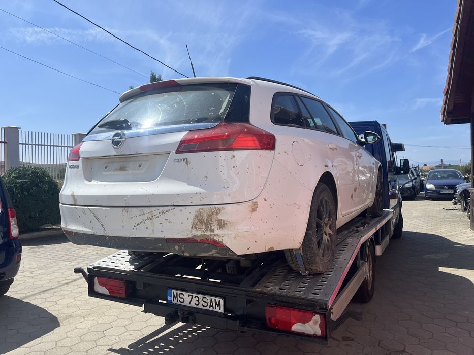 Piese opel insignia