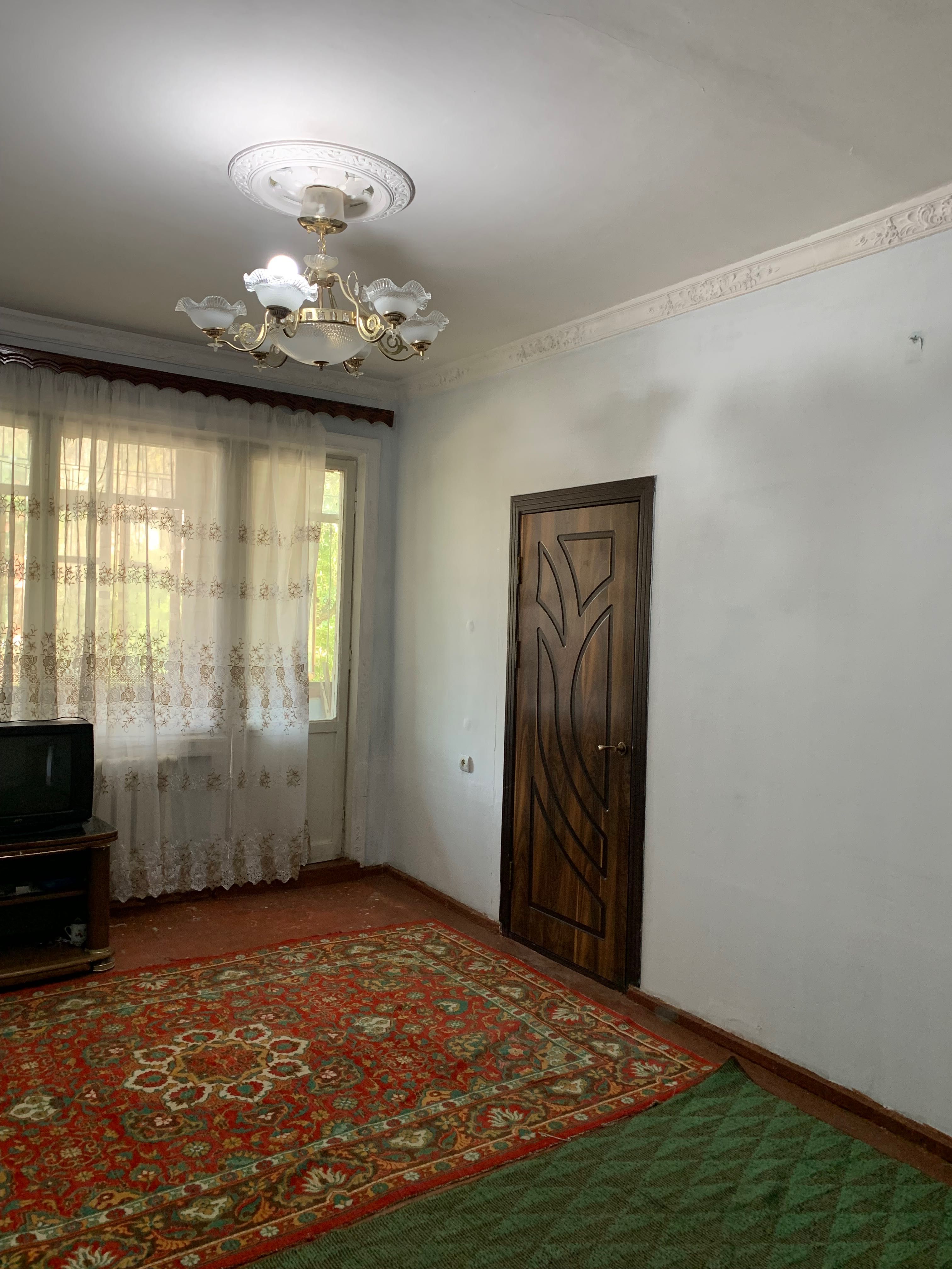 Продается 3 комнатная квартира массив-3 куйлюк