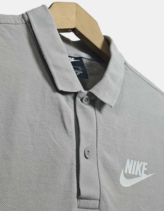 Nike мъжка поло тениска – оригинал, Размер: S, в отлично състояние!