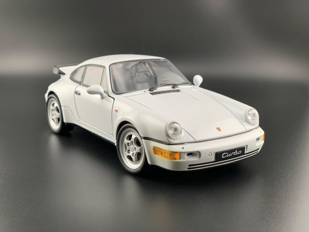 Macheta auto Porsche 911 Turbo 964 , Welly, 1/24