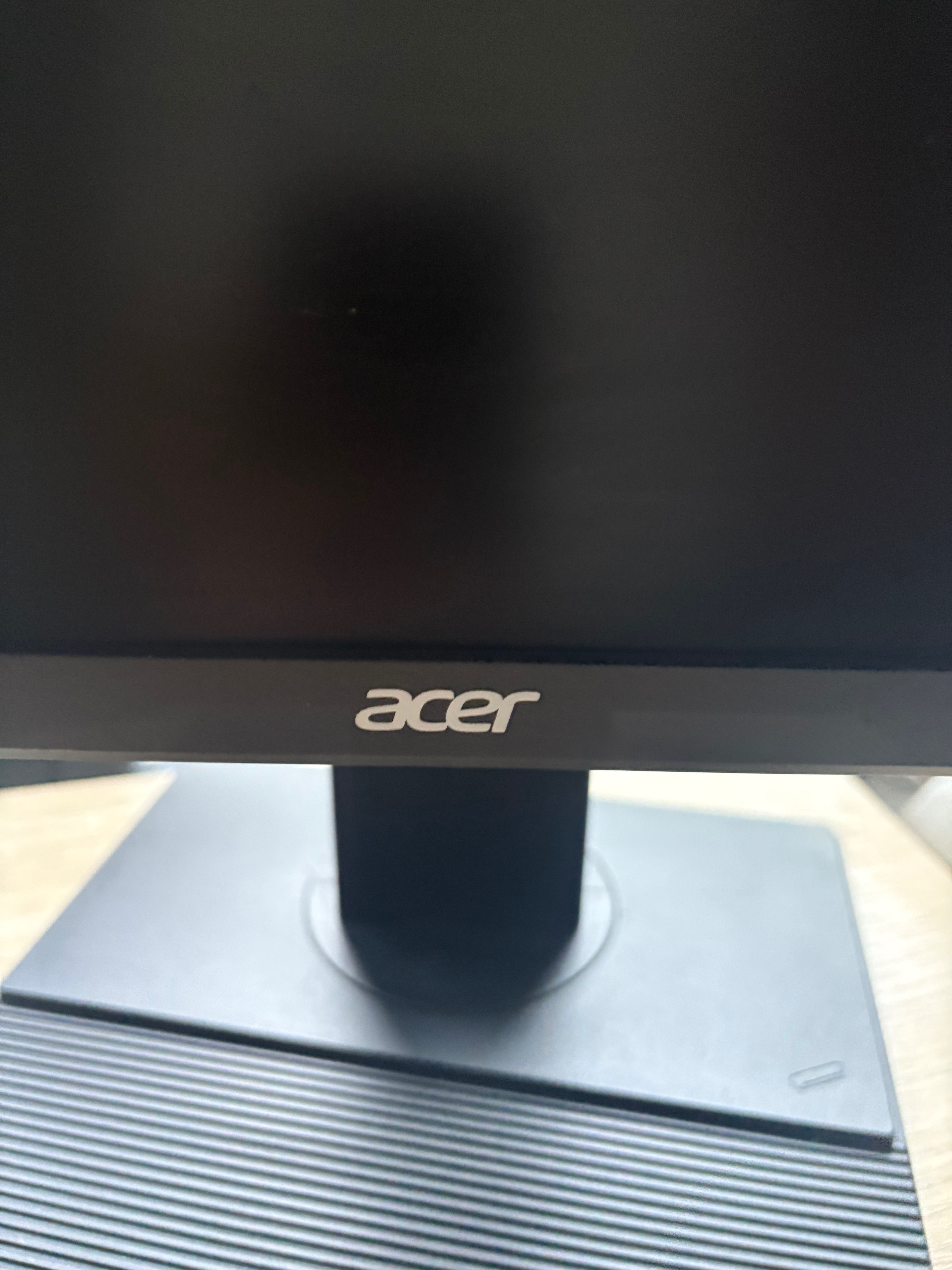 ACER монитор 20 инча
